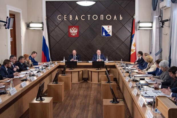 Крым и Севастополь подписали соглашение об административных границах