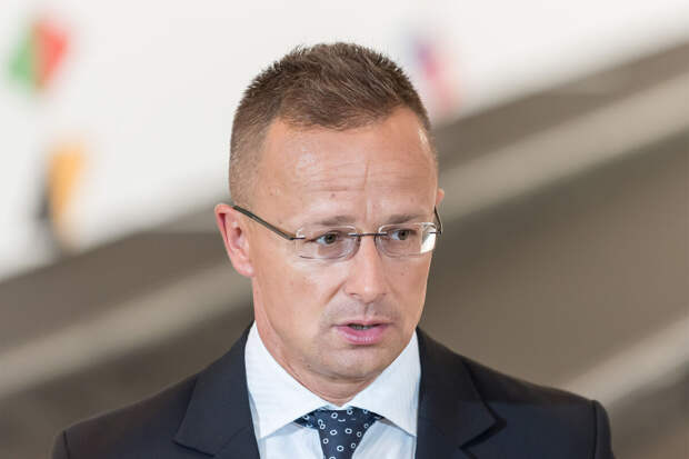 Сийярто: Венгрия не решила насчет участия в конференции по Украине в Швейцарии