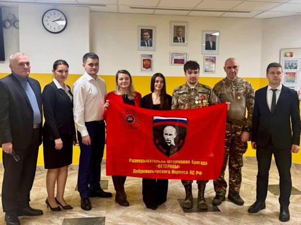 Участник операции «Поток» рассказал школьникам в Котельниках о важности сплоченности коллектива