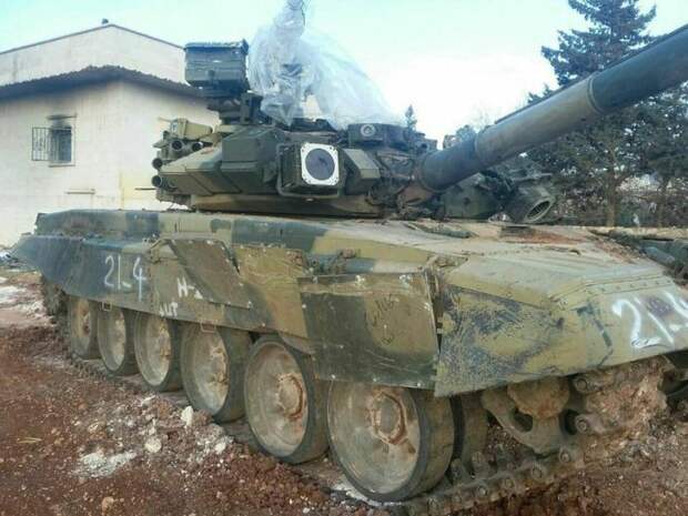 Опубликовано фото танка Т-90, выдержавшего попадание противотанковой ракеты