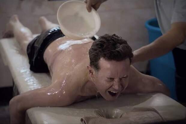 «Я был как акробат»: Стивен Малхерн пережил «самый ужасный момент в жизни» на съемках в Южной Корее