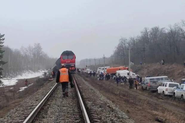 Группа «Демо» ехала в поезде, сошедшем с рельсов в Ульяновской области