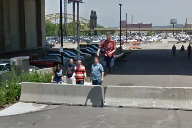 О'кей, Google, покажи что-нибудь странное google street view, кадры, камера