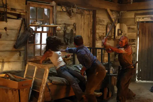 Умер американский режиссер серии фильмов ужасов «Поворот не туда» Деклан О’Брайэн