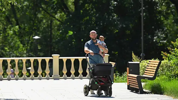 Кабмин одобрил проект о расширении права использования маткапитала для отцов