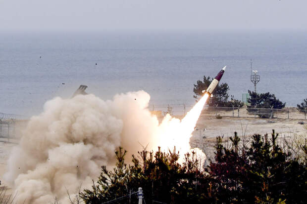 ВСУ применили новые ракеты ATACMS: На нефтебазе в Луганске есть пострадавшие