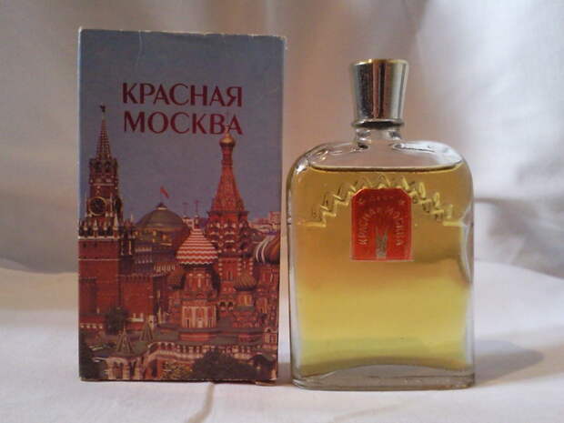 Из чего была сделана и как рекламировалась советская косметика и парфюмерия