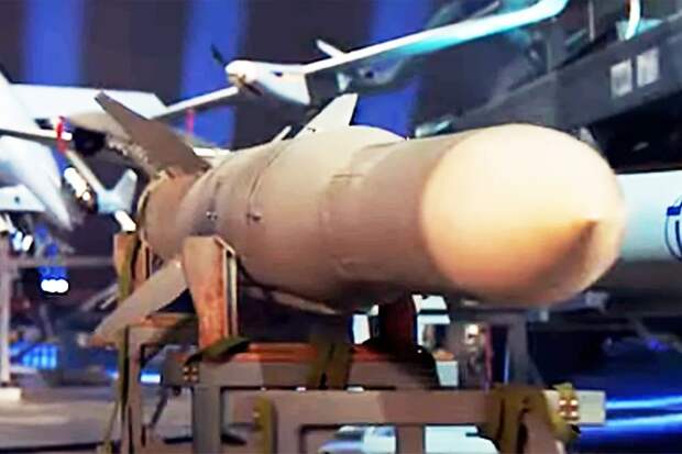 TWZ: Украина показала новую зенитную ракету "Коралл"