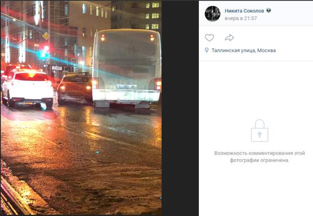 Автобус столкнулся с легковушкой на Таллинской