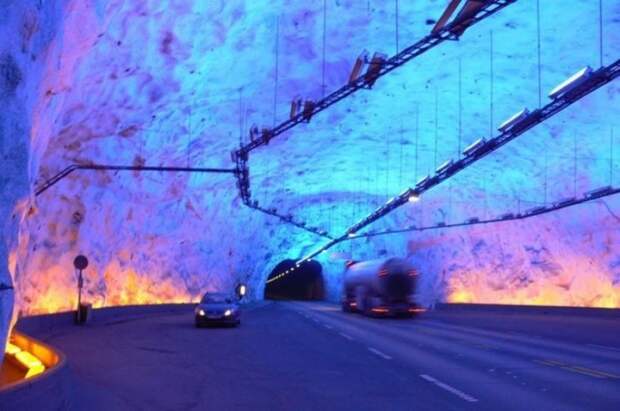 Самый длинный автомобильный тоннель.