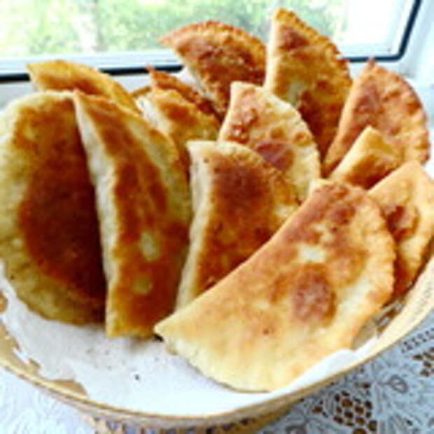 Чебуреки,кому чебуреки)))