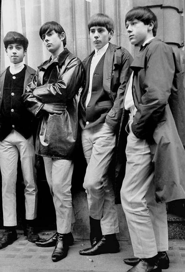 The Beatles в фотографиях (25 шт)