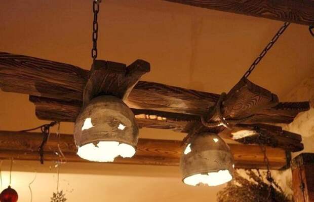 Кухонный светильник из дерева и керамики