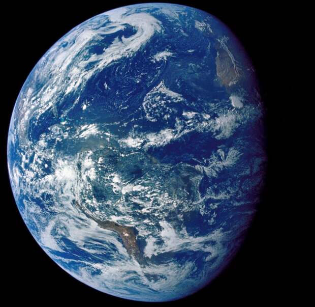 Снимок Земли, сделанный экипажем «Аполлона-15»