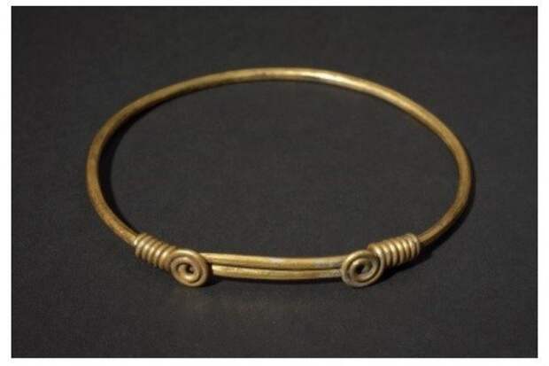 Еще один золотой браслет Клады, археология, интересно, история, сокровища