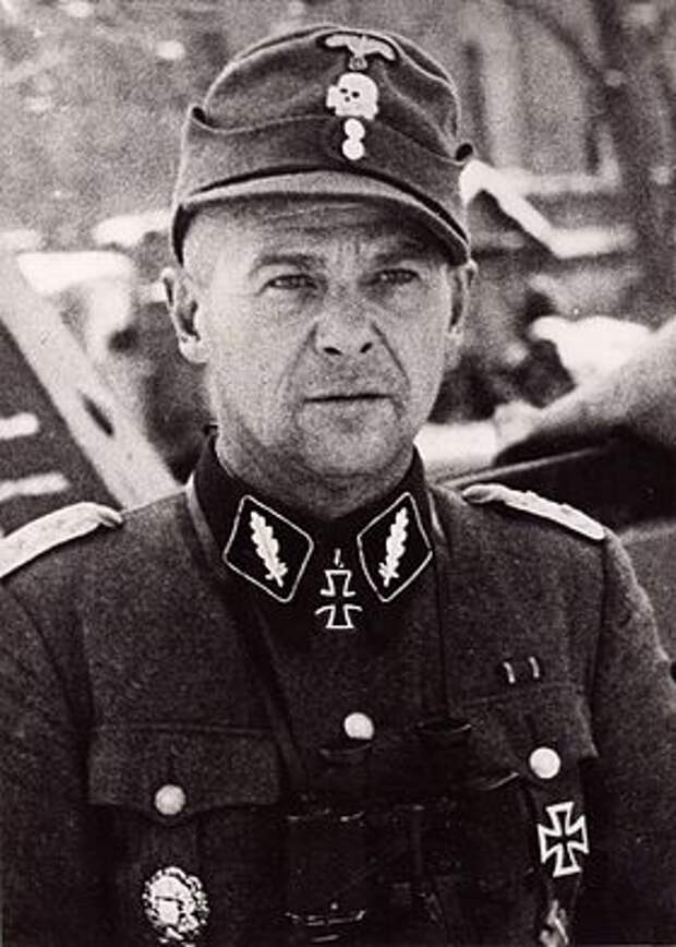 Штандартенфюрер СС, командир 281-го Абренского латышского батальона в ходе операции «Зимнее волшебство» Волдемар Вейс. 