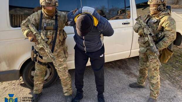 Нацисты стреляли по детям, а русские солдаты выносили на руках по минным полям: жуткие истории из Соледара