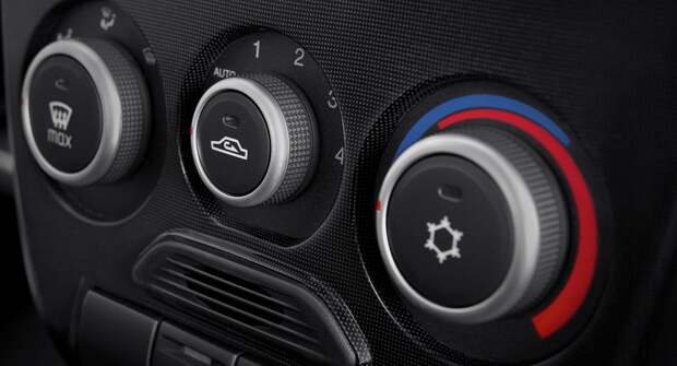 Какие опции предусмотрены в «зимнем пакете» новых Lada