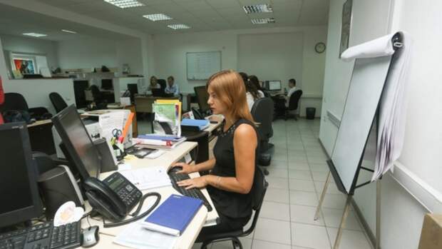 Профсоюз: четырехдневная рабочая неделя в России пока невозможна