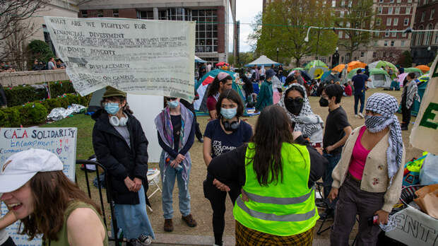 Politico: Байдена просят не разгонять антивоенные выступления студентов, чтобы не повторить ошибку времён Вьетнамской войны