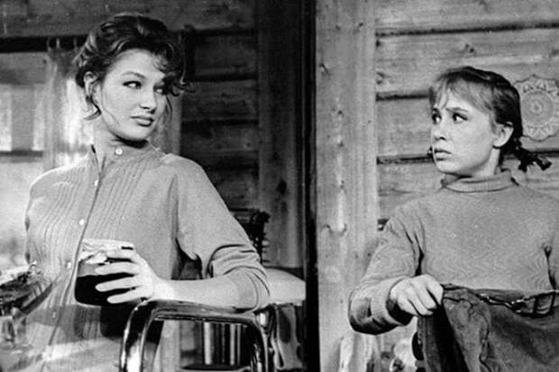 Кадр из фильма *Девчата*, 1961 | Фото: 24smi.org Кадр из фильма *Девчата*, 1961 | Фото: 24smi.org