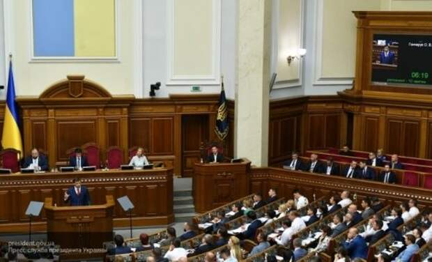 Депутат Рады предложил переименовать Украину в «Соросянию»
