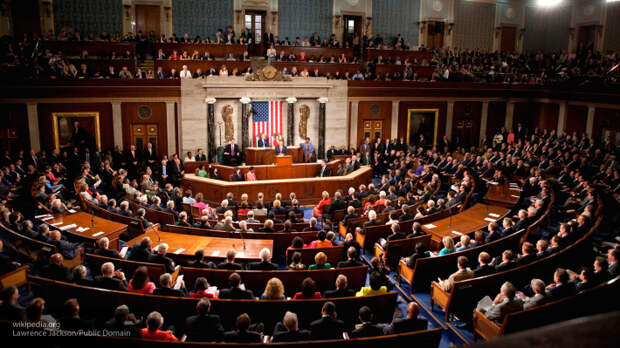 В США сенаторы решили отказаться от отдыха из-за реформы здравоохранения