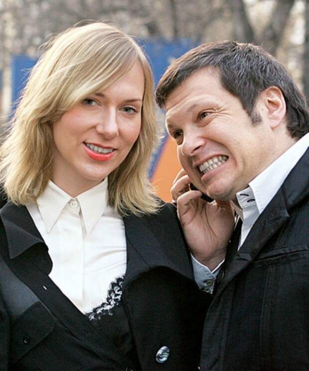 Владимир Соловьев наконец-то показал свою жену. «Какая необычная внешность!»