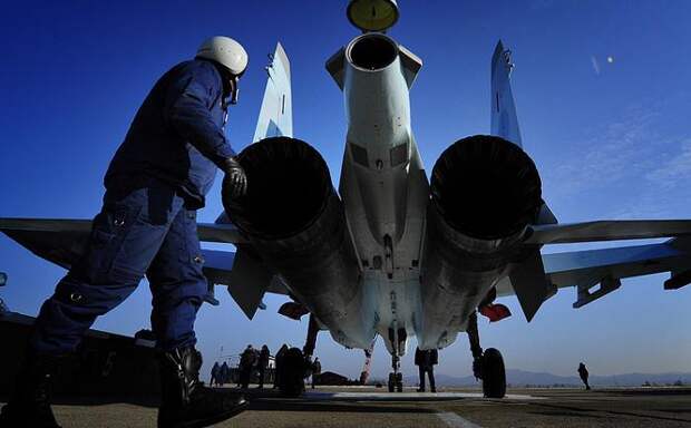 Потрясенные американцы удивлены «сумасшедшим» трюком Су-35