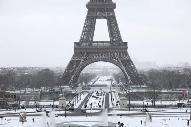 Россиянки назвали самые желанные страны для путешествий