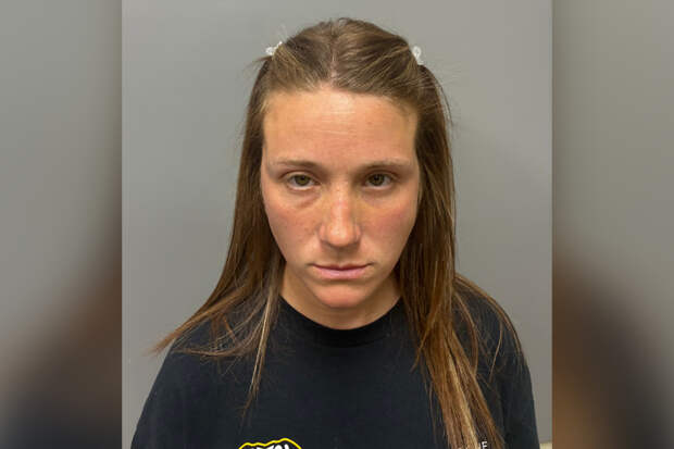 Учительница совратила двух 11-летних учеников и изнасиловала одного из них