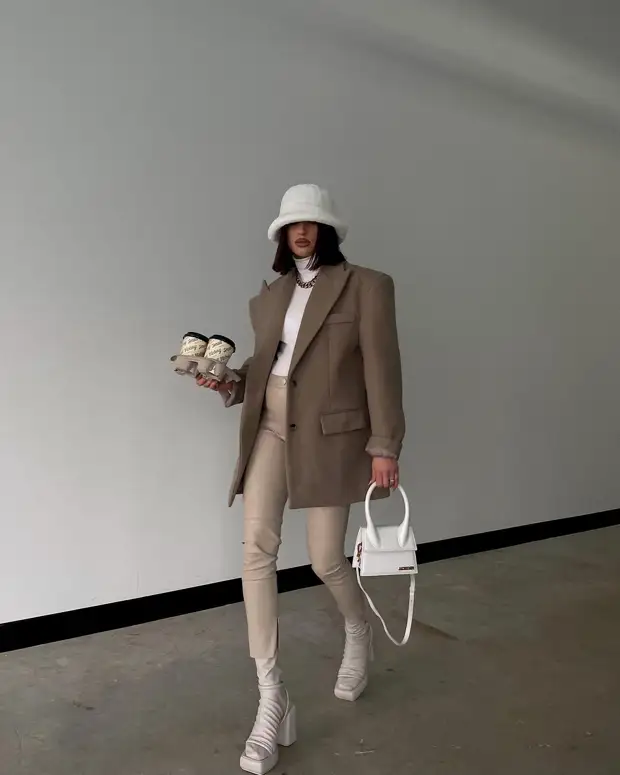 С чем сочетать укороченные брюки: 13 модных вариантов