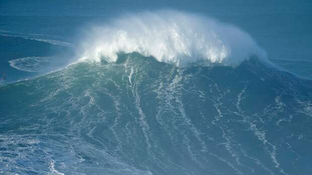 Самая экстремальная «волна-убийца» была зафиксирована в Тихом океане