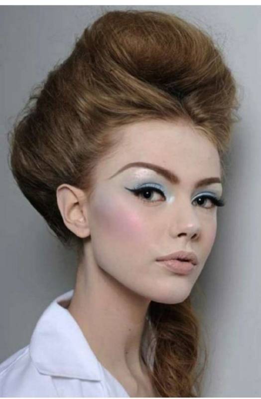 Стильные причёски 60 годов