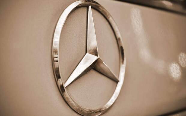 Стали известны самые популярные в России модели Mercedes-Benz