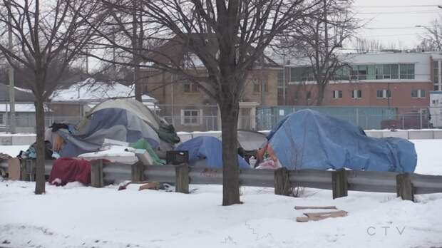 Лагерь для бездомных в Лондоне, Онтарио.  зимой в этом недатированном файле-изображении.  (Файл)