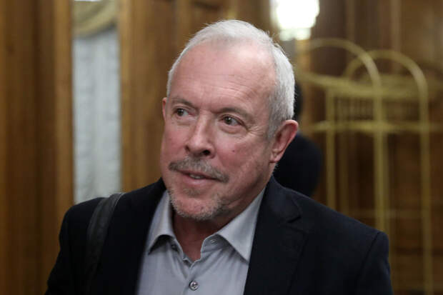 РИА Новости: вино Макаревича перестали продавать в Великобритании