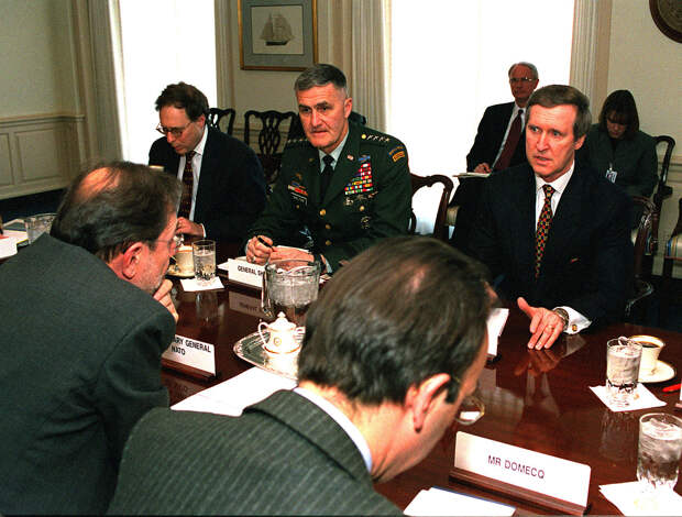 1280px-Pentagon_meeting_March_15_1999,_990315-D-9880W-016.jpg
