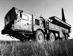 Белоруссия давно просила разместить у себя российское ядерное оружие Белоруссия давно просила разместить у себя российское ядерное оружие