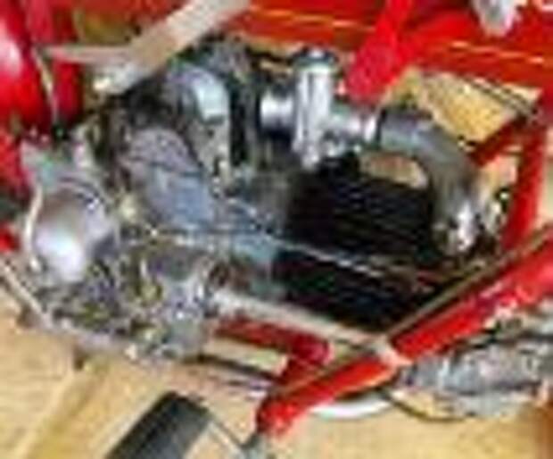 Гоночный Moto Guzzi из Австралии ушел за 42 тысячи
