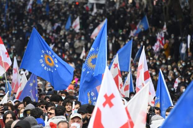 Тернистый путь постсоветской Грузии: от колонизации Западом к суверенизации