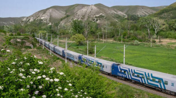 Два поезда «Таврия» задерживаются в пути из-за ЧП в Тамбовской области