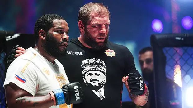 «Такая у меня работа»: Александр Емельяненко попал в больницу после боя с Тони Джонсоном