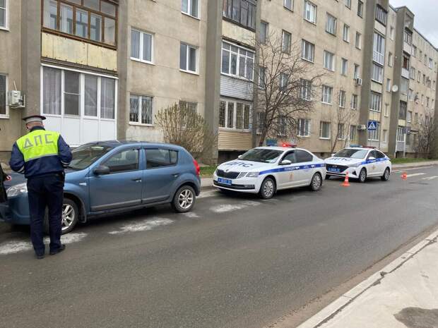 Во Владимире 13-летняя девочка попала под колеса легкового автомобиля