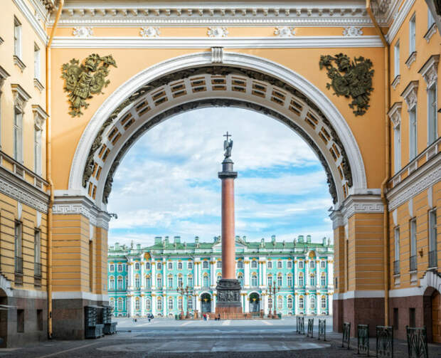 «Летнее тепло»: какой будет погода в Петербурге на длинных выходных