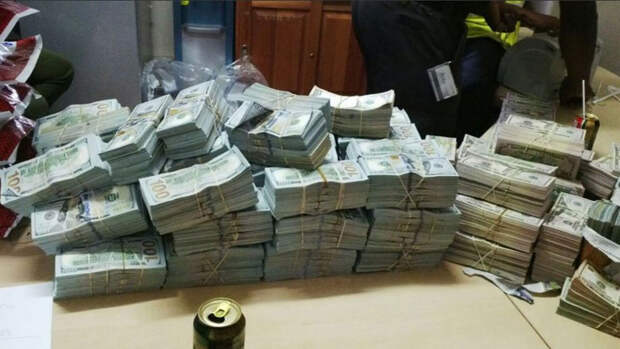 Рекорд взяток полковника Захарченко побит