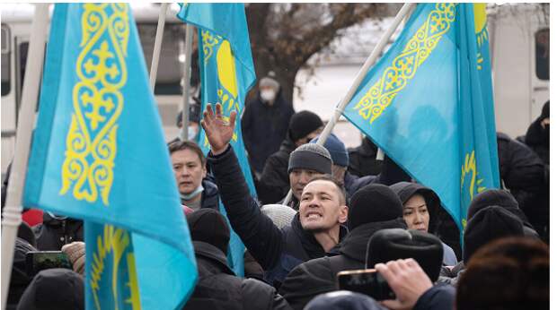 "Теперь русские у нас гастарбайтеры": Казахи рассказали почему в Казахстане процветает русофобия