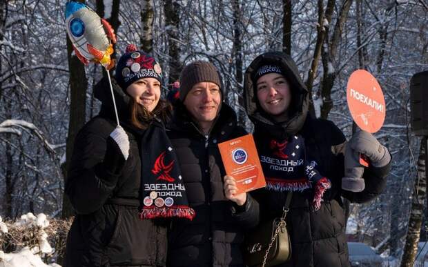Денис Боков проводил 10 отрядов рязанских студентов в "Звездный поход"