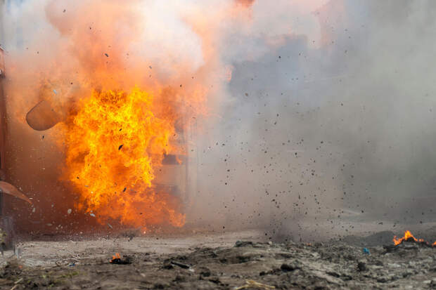 Оперштаб: беспилотники атаковал нефтебазу в селе Юровка Краснодарского края