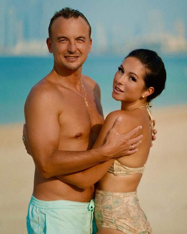 Певица Нюша рассказала о подарке бывшего мужа в важный день